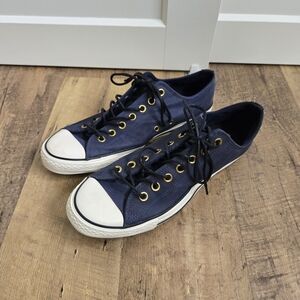 Converse Navy and White Men's Size 10 Or Womens 12 Sneakers